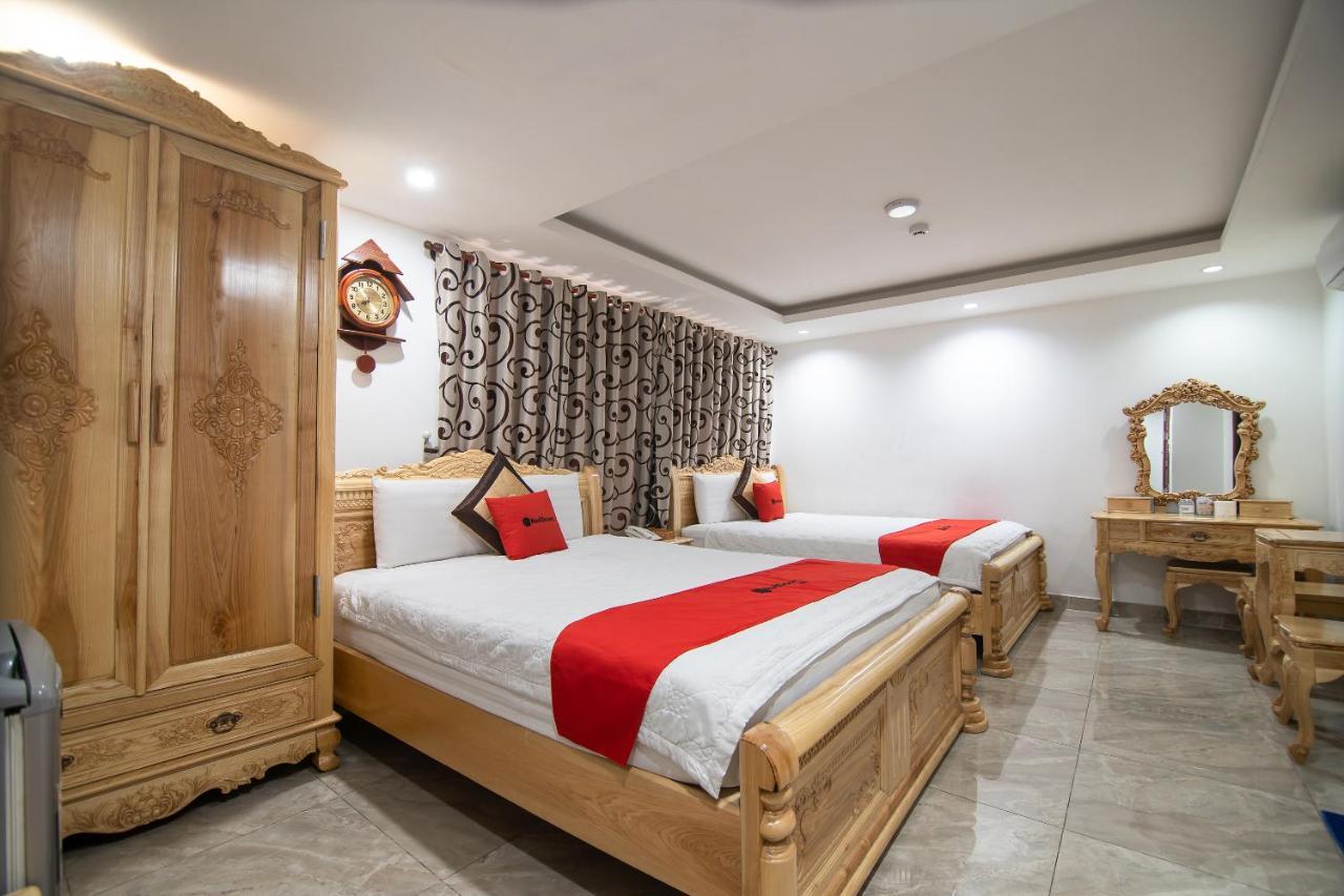 Reddoorz Plus New Sun Hotel مدينة هوشي منه المظهر الخارجي الصورة