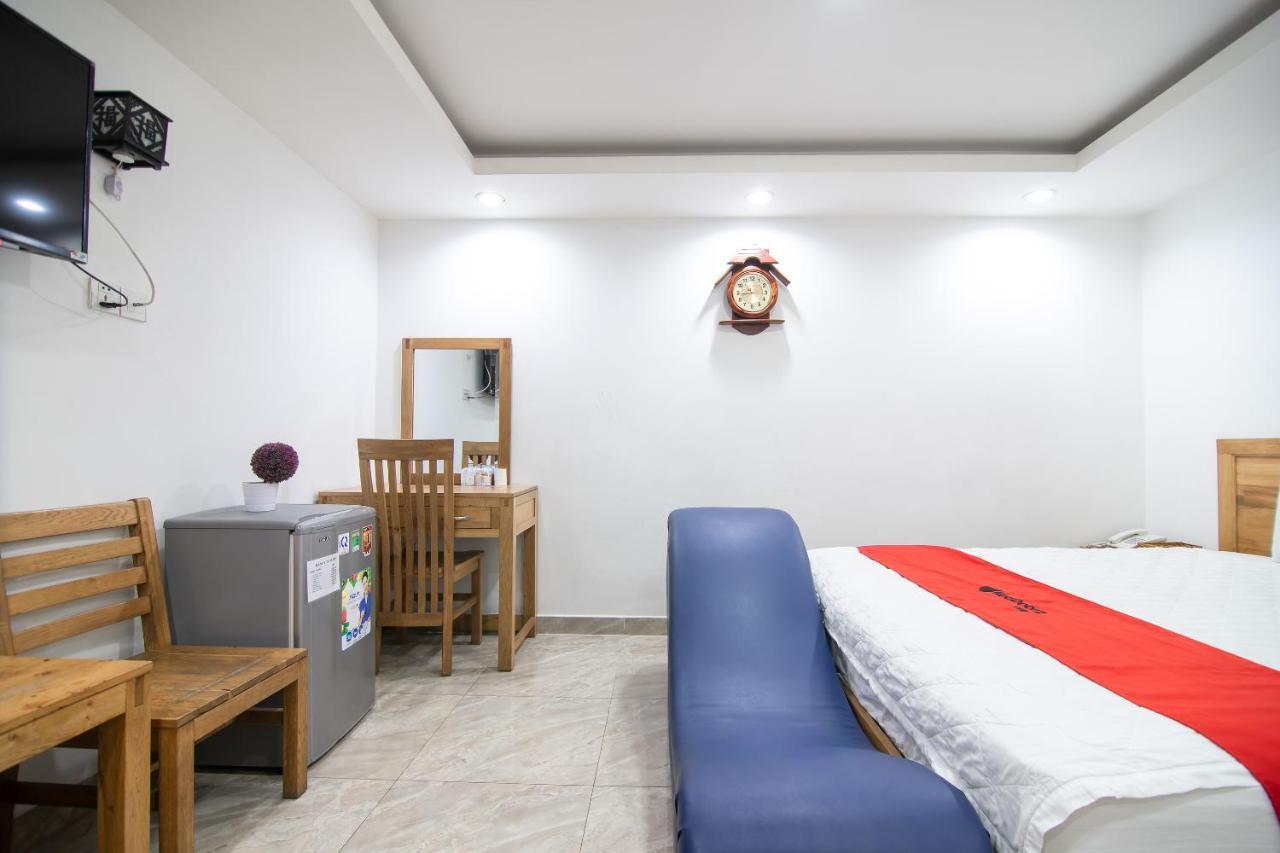 Reddoorz Plus New Sun Hotel مدينة هوشي منه المظهر الخارجي الصورة