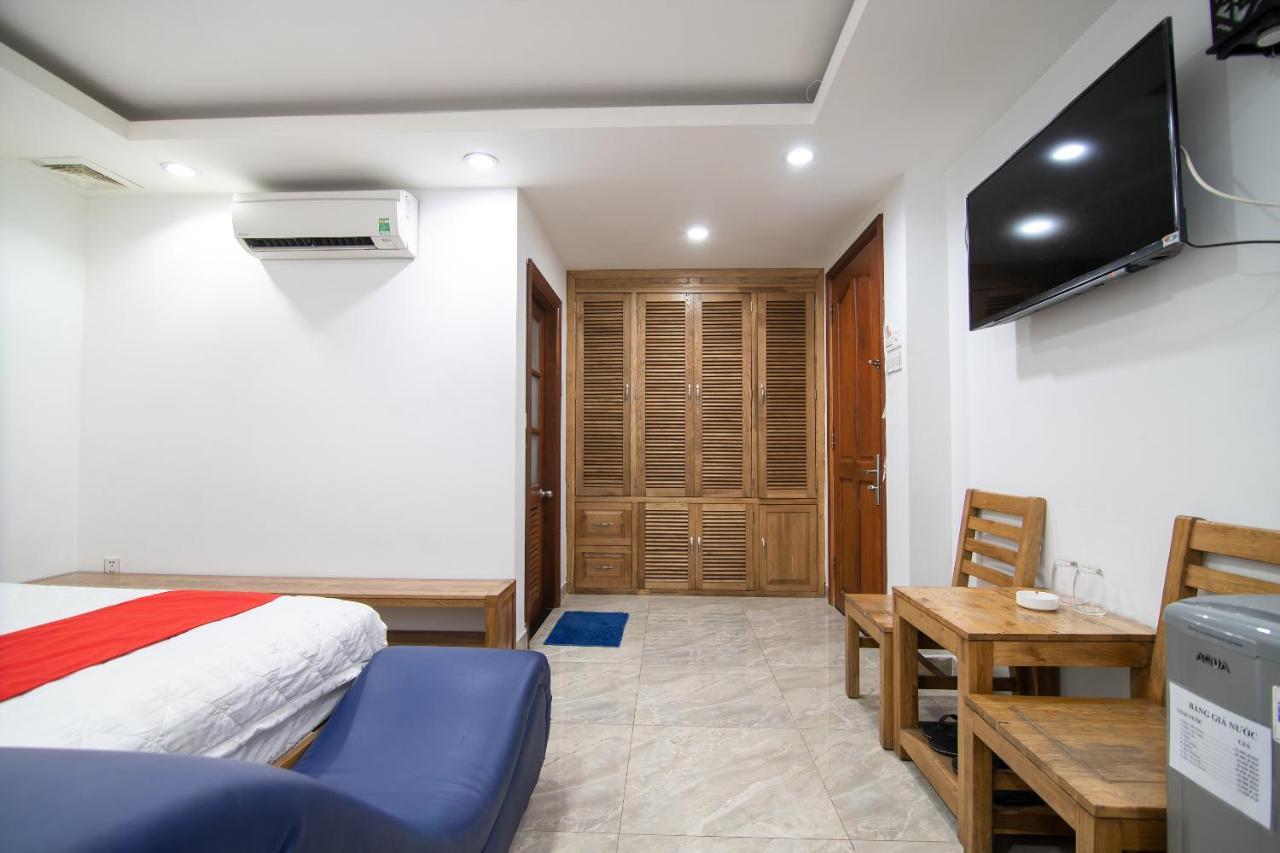 Reddoorz Plus New Sun Hotel مدينة هوشي منه المظهر الخارجي الصورة